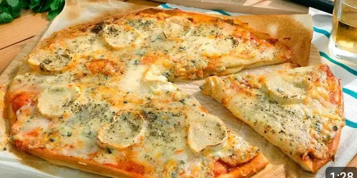 PIZZA DE CUATRO QUESOS